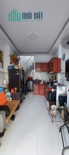 Hiếm! CHỈ 2X TỶ NHÀ 3 TẦNG - HẬU GIANG QUẬN 6 - 3x7.5M- CÓ SÂN ĐỂ XE RỘNG