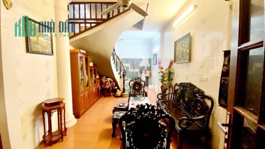 NHANH TAY!!! Sổ đỏ ngay Đống Đa, Phạm Ngọc Thạch  40m2  Nhỉnh 6.7 tỷ, 5 tầng