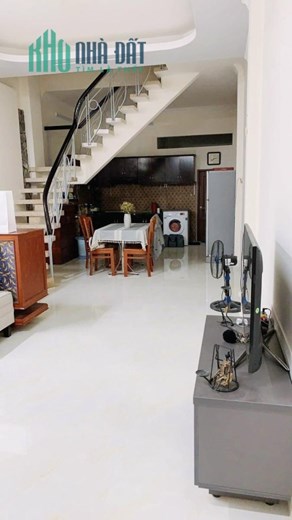 NGộp Nguyễn Sơn - Tân Phú - 60m2 - HXH - 2 tầng