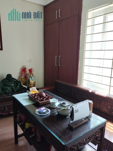 Bán nhà Thái Hà 34m2 4 tầng, gàn oto, gần phố, 2 thoáng trước sau, 4.8 tỷ