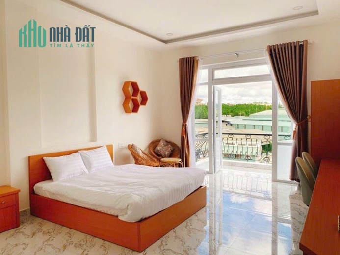 Bán 3 căn khách sạn mặt tiền đường Nguyễn Công Trứ Đà Lạt