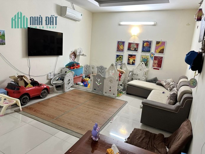 (Chất Lượng) Bán chung cư quận Thanh Xuân 81m 2PN tặng NT thoáng slot oto nhỉnh 3 ty Gấp