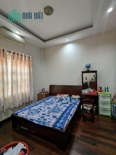 Nhà Mặt Tiền 4Tầng 4M x 23.5M Tân Quý Quận Tân Phú.