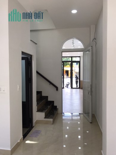 Bán nhà mặt tiền TâyThạnh 4.2 x 15m 1 trệt, 2 lầu, vị trí siêu Vip
