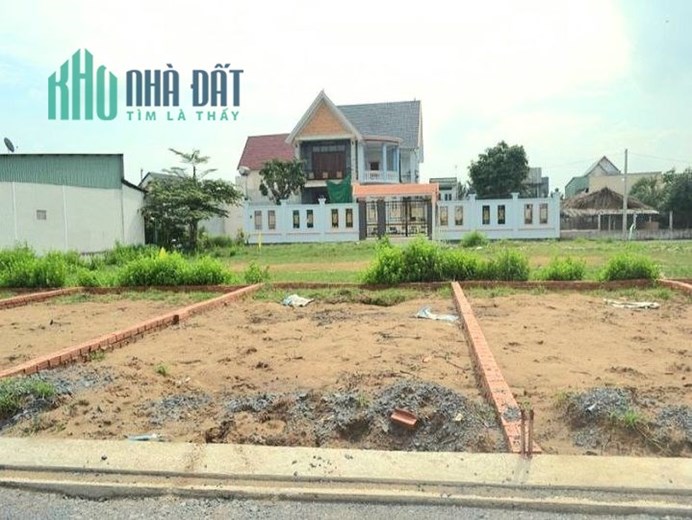 Đường 6m trong khu dân cư quốc lộ 1A Giá 460trieu