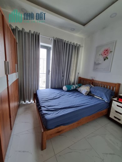 NHÀ PHAN HUY ÍCH ĐỐI DIỆN CỔNG EMART, TRƯỚC NHÀ 6M, NỘI THÂT ĐẸP 4 TẦNG - 4 TỶ X