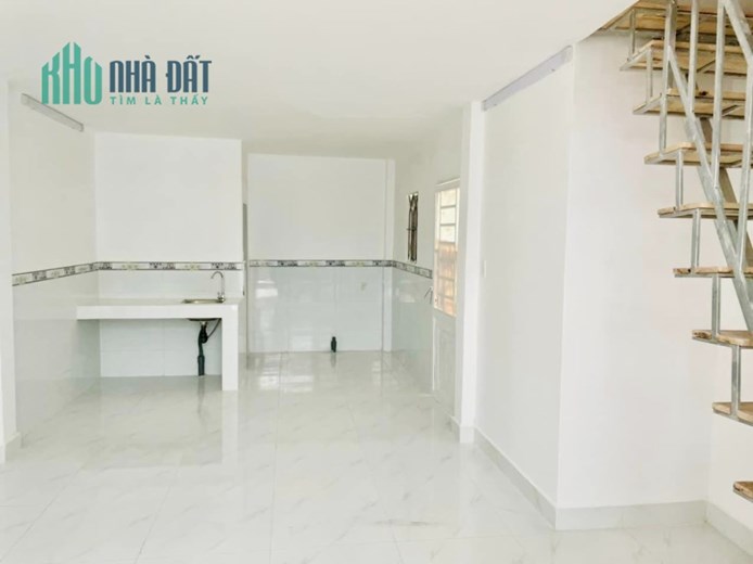 Bán nhà 2 tầng 3PN, 62m2 shr, Phạm Văn Bạch, Tân Bình, chỉ 3.65 tỷ TL