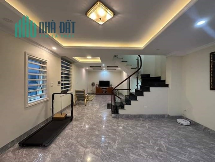 Bán Nhà Mễ Trì Hạ 55m2 x 5 tầng , 5 phòng ngủ đầy đủ công năng, 10m ra phố , ô tô vào nhà, giá công