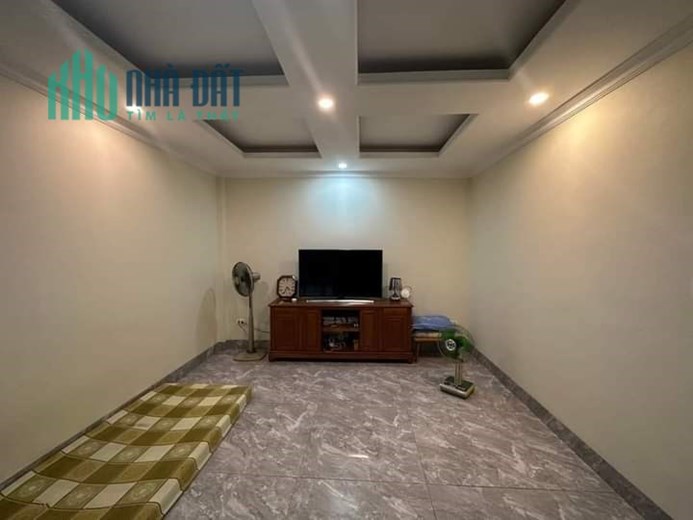 Bán Nhà Mễ Trì Hạ 55m2 x 5 tầng , 5 phòng ngủ đầy đủ công năng, 10m ra phố , ô tô vào nhà, giá công