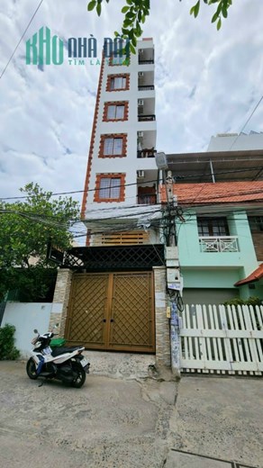 Bán căn hộ 5 tầng đường Sao Biển nha trang . 20phong ngủ giá 13 tỷ