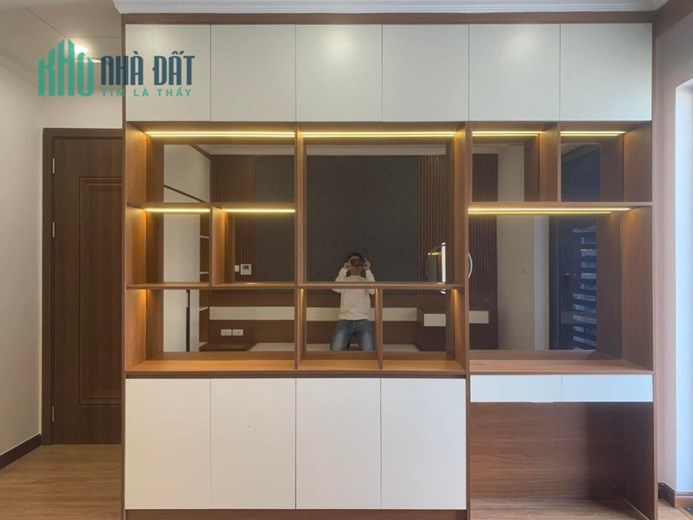 Chính chủ cần bán căn 3 ngủ 90m2 tầng 12 giá 3.8 tỷ, full nội thất tòa G4 Le Grand Jardin.