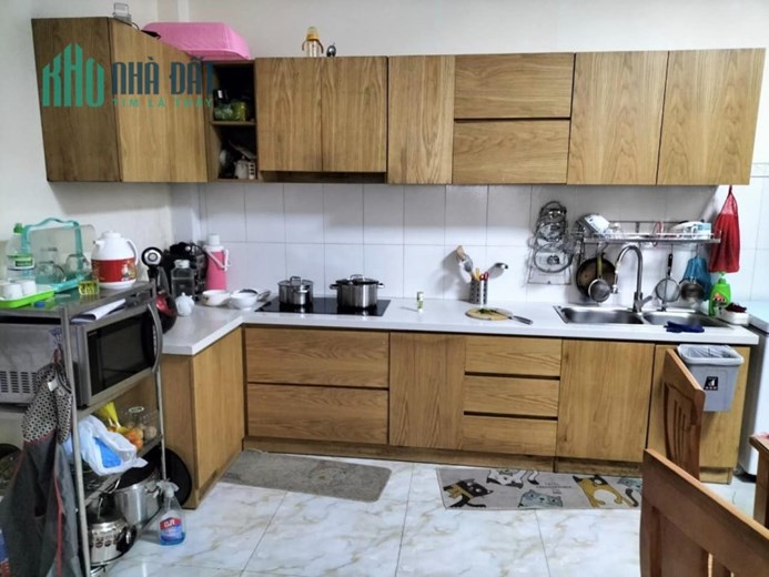 NHÀ Ô TÔ ĐỖ CỔNG - 3 TẦNG - NGANG TO - DT ĐẤT GẦN 90M, TRẦN XUÂN SOẠN,Q.7, 7.5 TỶ.