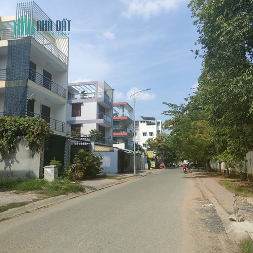 Cần tiền bán gấp Đường 43 P.Bình Trưng Tây Quận 2 192m2 chỉ 23 tỷ