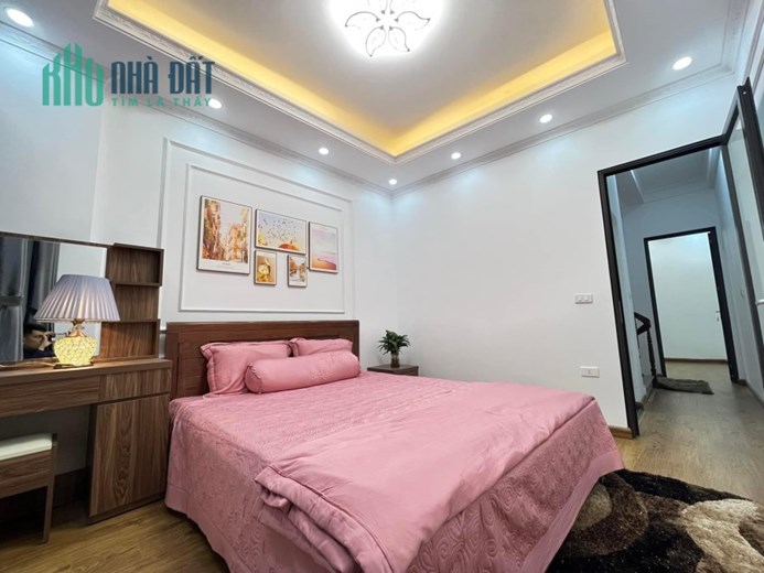 Chính chủ b.án gấp !! Nhà Bắc Từ Liêm - ô tô đỗ cửa 38.5m2 - 4PN - Nhỉnh 4 tỷ