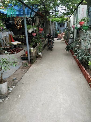 Bán đất ngõ 74 Thượng Thanh 40m oto đỗ cổng chỉ nhỉnh 2 tỷ thương lượng.  LH: 0936123469
