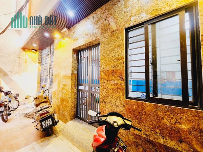 BÁN GẤP TÒA CHUNG CƯ MINI PHÙNG KHOANG THANH XUÂN121M2 X 7 TẦNG THANG MÁY - 30 PHÒNG KHÉP KÍN.