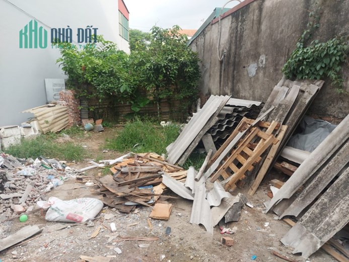 Bán đất Ngô Gia Tự 53 oto vào đất, Lô góc chỉ nhỉnh 2 tỷ thương lượng.  LH: 0936123469