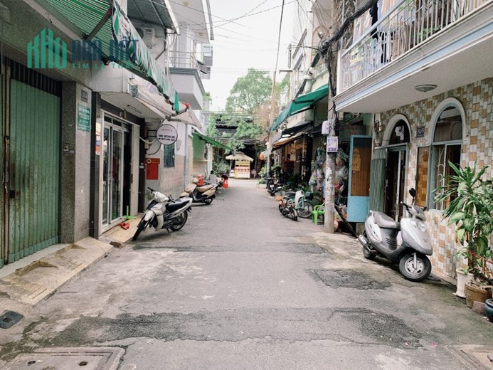 Nhà Chính chủ bán nhà 31/6 Huỳnh Thiện Lộc , F. Hòa Thạnh , Quận Tân Phú, Tel : 0903593540