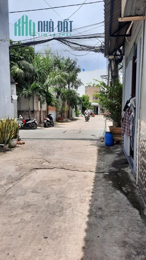 NHÀ GẦN CHỢ LÊ VĂN QUỚI, NGÃ 4 BỐN XÃ, CHỈ 3,3 TỶ 57M2-2T LH 0948362610