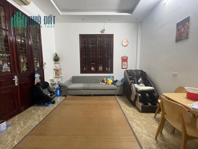 TÌM KHÁCH THUÊ NGUYÊN CĂN THỤY KHUÊ, BA ĐÌNH, 5 PHÒNG