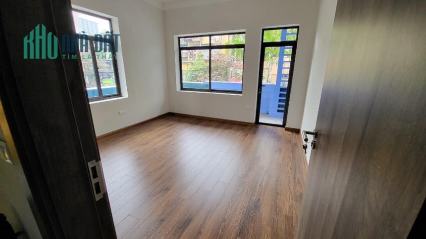 Mặt phố Thái Thịnh, đoạn đẹp nhất, căn góc, vỉa hè rộng, 50m2 x 4 tầng, 17.9tỷ