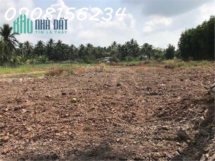 Cần bán toàn bộ thửa đất 27,3 công ngay mặt tiền QL54,cách vị trí cầu Đại Ngãi khoảng 800m