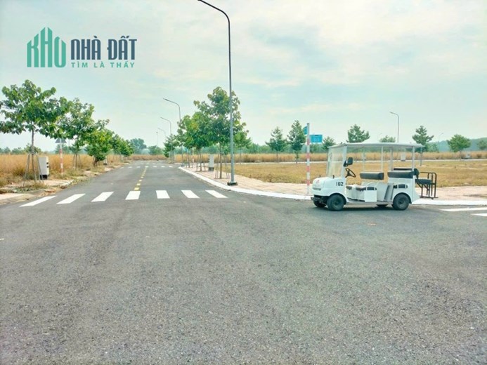Gia đình muốn bán gấp đất gần KCN Bàu Bàng, giá 820tr/100m2 SHR