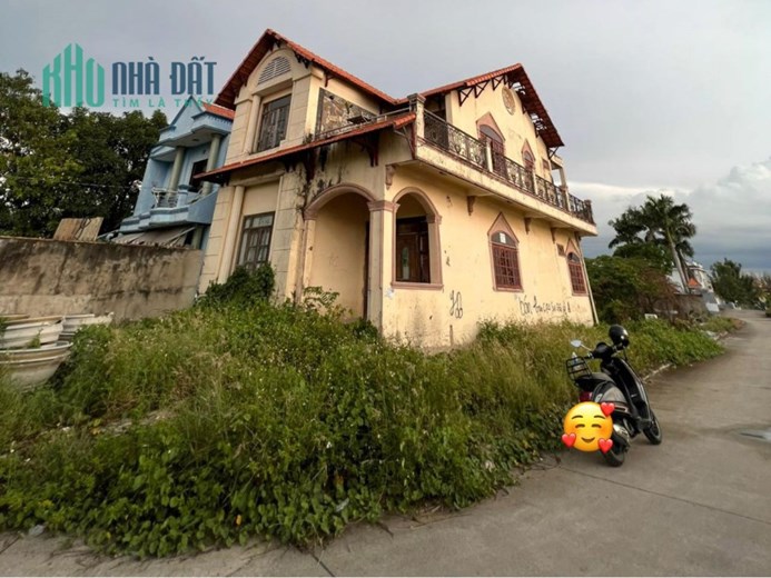 Bán BIỆT THỰ QUỐC LỘ 13 Phường Hiệp Bình Phước Tp.T.Đức, view sông, Đường XE TĂNG, giá giảm còn