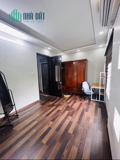 Bán nhà Thiên Lôi diện tích 40m 4 tầng GIÁ 2.25 tỉ gần ngay AEON