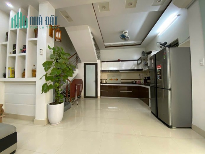 Bán nhà phố Trại Lẻ - Quán Nam 4 tầng 4 ngủ ngõ cực nông GIÁ 3.1 tỉ