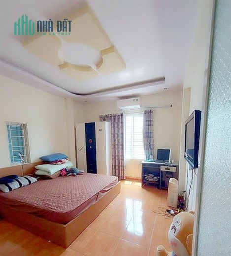 Bán nhà mặt ngõ ô.tô đỗ cửa 40m 3 tầng GIÁ 2.5 tỉ tại Ngô Gia Tự gần Cát Bi