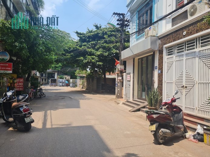 BÁN NHÀ PHỐ ĐỨC GIANG( LONG BIÊN)_KINH DOANH_ VĂN PHÒNG_ NGÕ Ô TÔ TRÁNH 40 M2 X 4 TẦNG_ CHỈ 5 TỶ