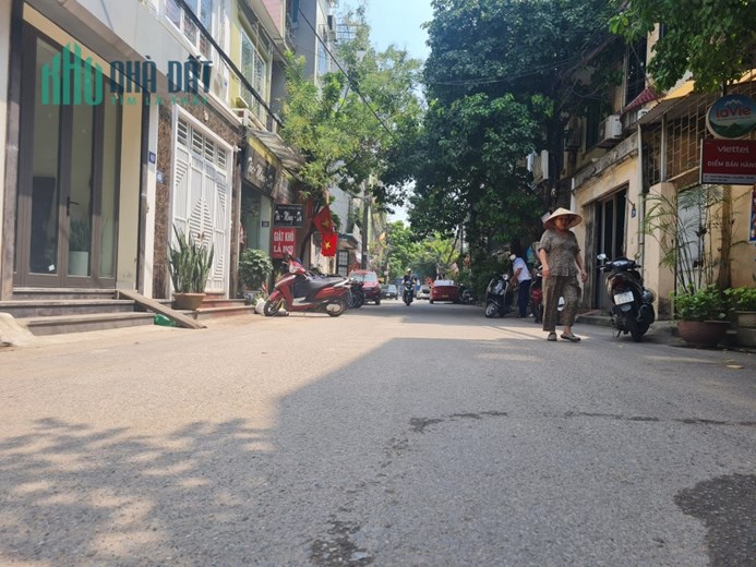 BÁN NHÀ PHỐ ĐỨC GIANG( LONG BIÊN)_KINH DOANH_ VĂN PHÒNG_ NGÕ Ô TÔ TRÁNH 40 M2 X 4 TẦNG_ CHỈ 5 TỶ