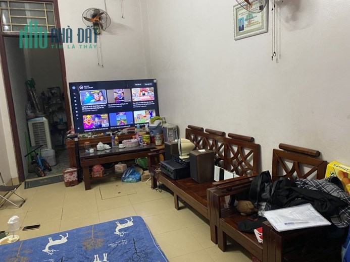 CẦN BÁN NHÀ MẶT NGÕ CHỢ KINH DOANH SẦM UẤT - GIÁ BẤT CHẤP ĐẦU TƯ