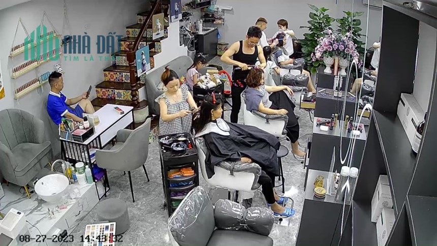 CẦN SANG NHƯỢNG CỬA HÀNG BAO GỒM NHÀ 5 TẦNG TẠI SỐ 18 NGÕ 61, P. HOÀNG CẦU, CHỢ DỪA,  HÀ NỘI