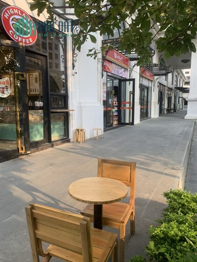 Bán Shophouse kinh doanh chân đế nhất toà chung cư Eco Lake View 32 Đại Từ
