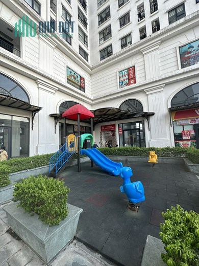 Bán Shophouse kinh doanh chân đế nhất toà chung cư Eco Lake View 32 Đại Từ