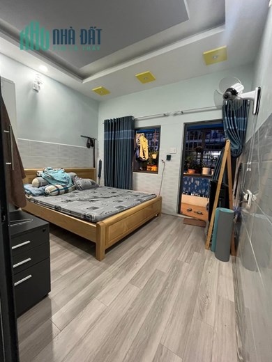 Bán nhà hẻm xe hơi Lạc Long Quân 42m2, 2 lầu, Phường 11 Tân Bình giá 3.9 tỷ
