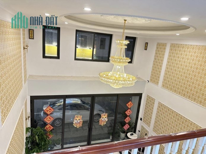 Bán Shophouse khu 31ha Trâu Quỳ, 84m x 5 tầng, MT 6m, thang máy, kinh doanh, 13 tỷ 9