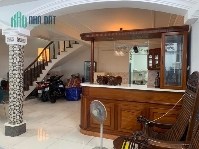 NHÀ NGUYỄN THIỆN THUẬT ĐẸP QUẬN 3 - HẺM 3M - NGANG 7M - 68M2 4 TẦNG - 8.5 TỶ.