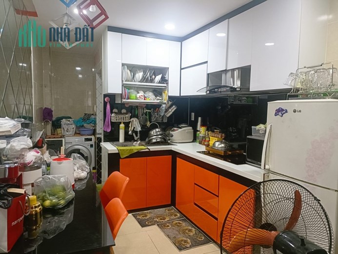 NHÀ LÊ VĂN SỸ  Q3- 4 TẦNG - MỚI ĐẸP OTO ĐẬU TRƯỚC NHÀ GIÁ 9.5TY .