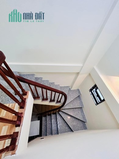 Bán Nhà Hồ Tây, Võng Thị 69m Ô TÔ Vào Nhà, 13 Tỷ 7.