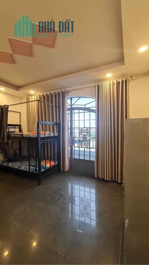 Bán nhà 4 Tầng, Mặt tiền buôn bán, ngay chợ Linh Trung, dt 90 m² Giá 11 tỷ