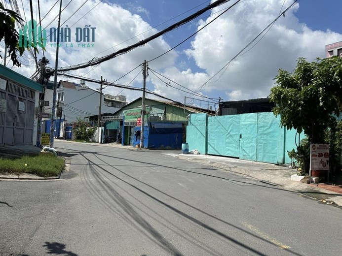 Nhỉnh 9 tỷ, nhà Mt Tân Hiệp, ngay Dương Công Khi, Hocmon
