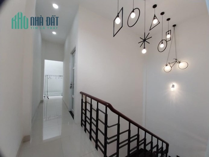 Chỉ 4.4 tỷ có ngay 12x23m đất mt xe hơi, Bà Điểm, Hocmon