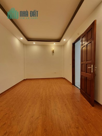 MẶT PHỐ YÊN HOA, GARA, THANG MÁY XỊN, VỈA HÈ 22.3 TỶ