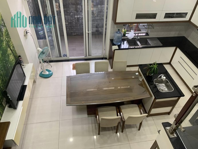 Vội Đi Định Cư- Giao Ngay- Biệt thự KDC Phú Mỹ -126m2 x 4 Tầng-tiện ở và k.doanh-đường Phạm Hữu Lầu