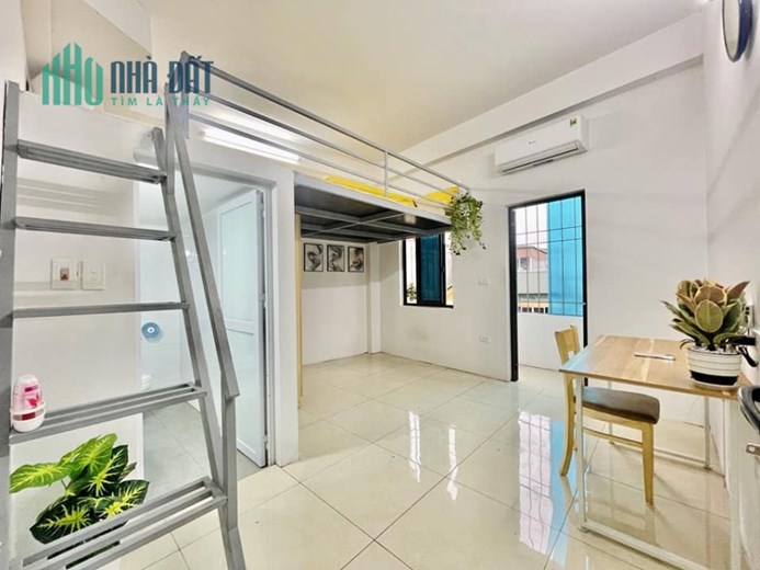 Chủ có tuổi nhờ em Hòa bán gấp CCMN Hồ Tùng Mậu 180m2, 9 tầng, mt 12m, 40 phòng, giá rao bán 33 tỷ.