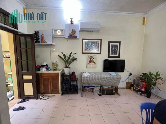Bán nhà Lạc Long Quân 60m2, 3T, 5m,7.1 tỷ Tây Hồ