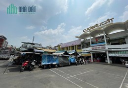 Bán NHÀ - Khu BÀU CÁT -HXH-Xe Hơi vào Nhà DT 4x15 45M2- 4 TẦNG - 5 PN - Sân Thượng
